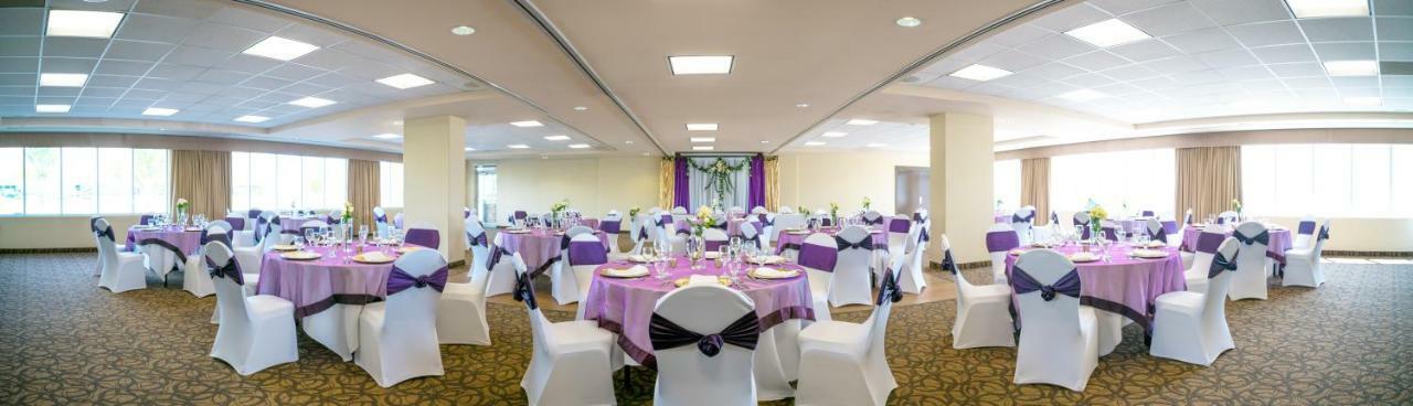 Acclaim Hotel By Clique Calgary Ngoại thất bức ảnh